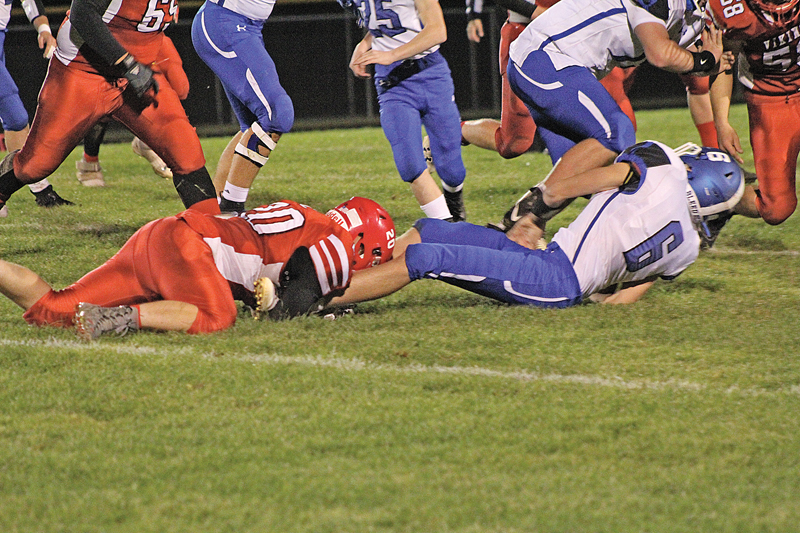Colfax FB vs Mondovi Mitch Harmon