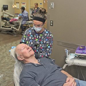 Give Vets a Smile-Elk Mound