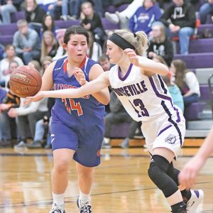 BV GBB vs Glenwood City Mya Lagerstrom Jamin Leandro-Mendez