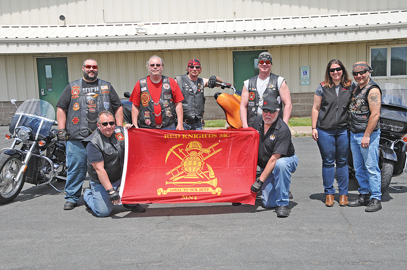 Minnesota Firefighters stop in GC