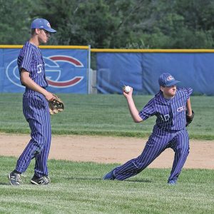 Glenwood City BB vs Mondovi Brendan Booth Gavin Janson