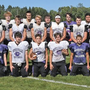 THE 2021 BOYCEVILLE Football team is looking to build on last season’s 7-1 finish. Members of the high school teams are pictured avbove. Front row (L to R): Jack Gruenhagen, Paul Kurschner, Ryker Benitz, Nick Olson, Braden Roemhild, Jack Phillips, Jake Bialzik, Zach Kersten, Brayan Vasquez-Martinez and RIley Schutz. Middle row (L to R): Dawson McRoberts, Keegan Plemon, Preston Coombs, Tyler Dormanen, Jacob Granley, Ira Bialzik, Peyton Ponath, Bash Nielson, Caden Wold and Dawson Standaert. Back row (L to R): Mason Bowell, Parker Coombs, Jacob Wheeler, Grant Kaiser, John Klefstad, Isaac Bartz, Peter Wheeldon, Corbin Krenz, Treylin Thorson and Devin Halama. Missing are Nathan Jensen, Connor Gilpin and Brandon Dunn. —photo by Shawn DeWitt