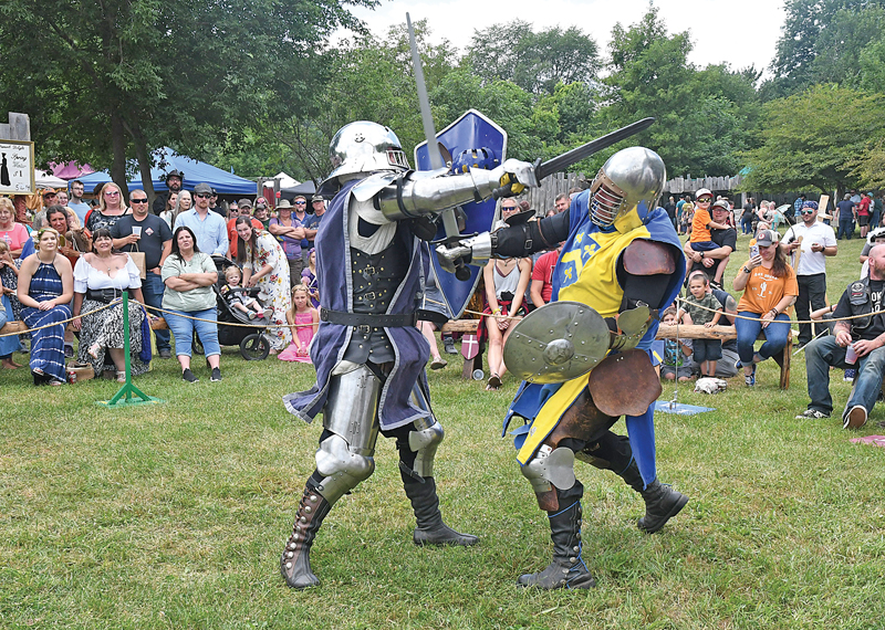 BATTLE ROYALE — A pair of Knights did battle during a medieval tournament held Sunday at the Ren in the Glen. Over 3,000 people attended the two-day renaissance faire held July 31 and August 1 in the Town of Glenwood. —photo by Shawn DeWitt