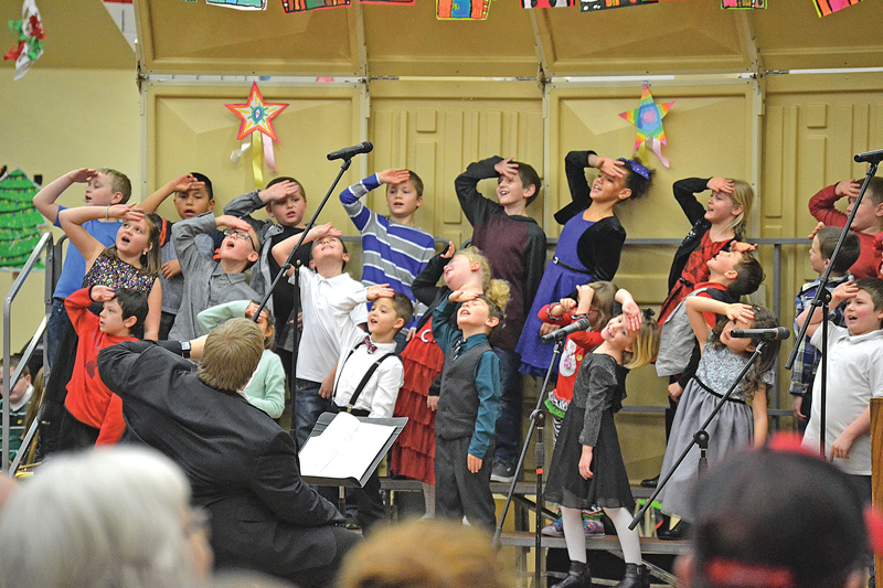 Colfax_Elementary_Christmas_second_grade_4_Dec_2018